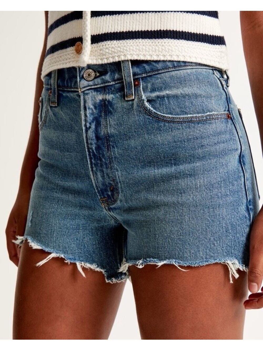 Abercrombie & Fitch High Rise Curve Love Mom Short